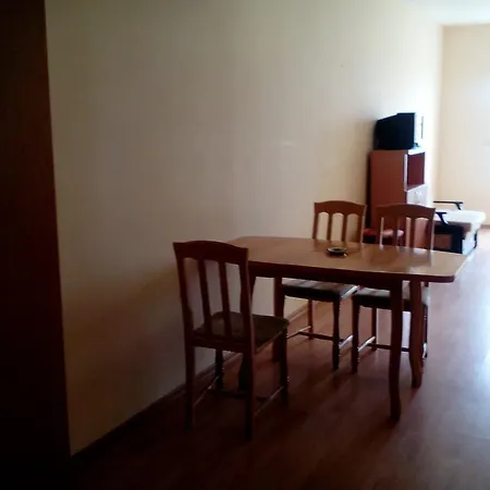 Apartamento елка