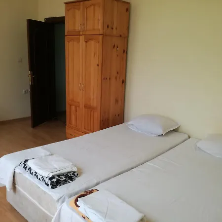 елка Appartement Burgas Stad
