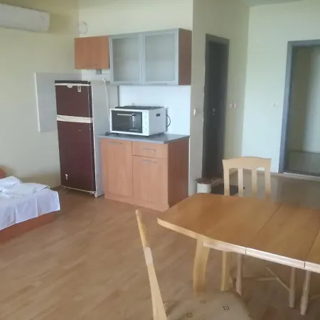елка Appartement Burgas Stad