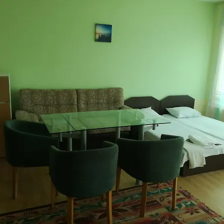 Apartamento елка