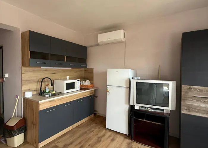 Apartman елка Burgasz